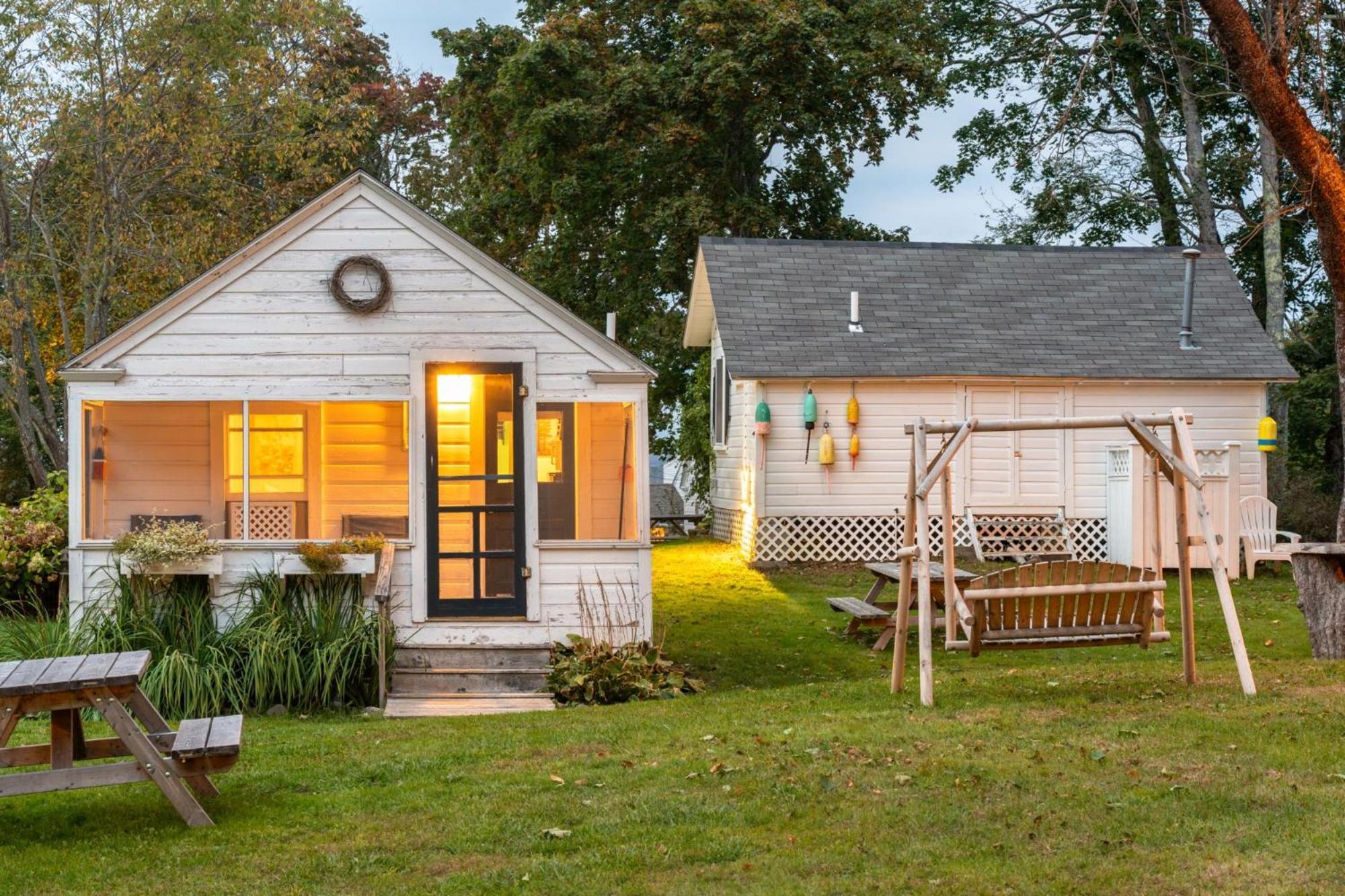 One-Bedroom Cottage