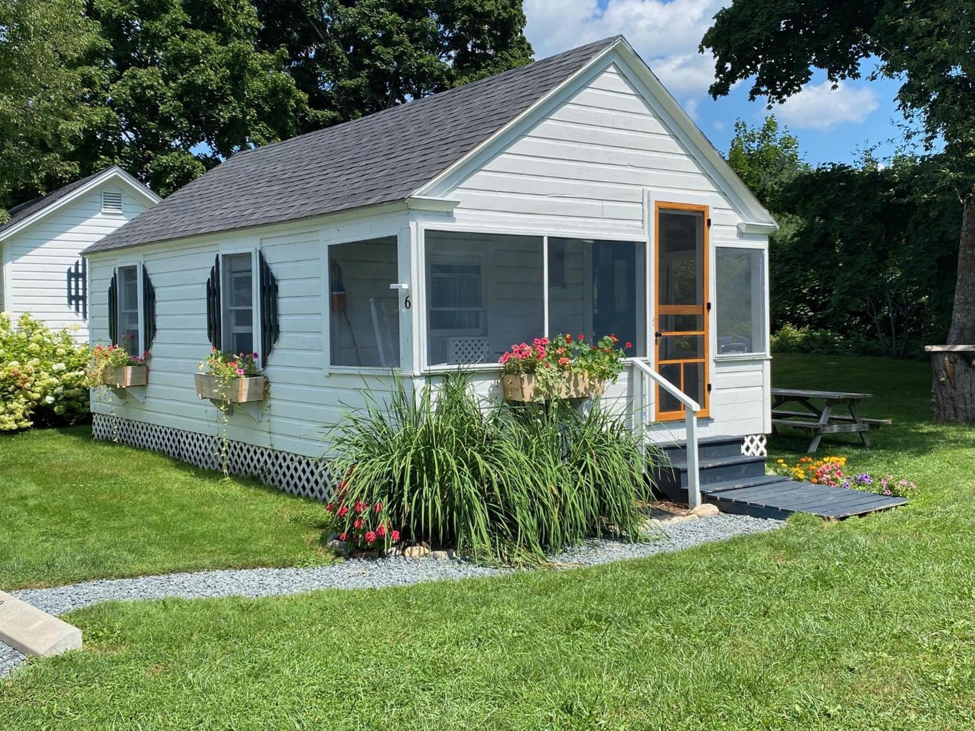 One-Bedroom Cottage