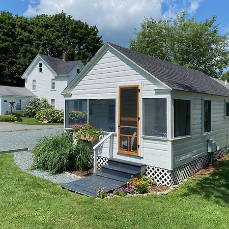 Bar Harbor Cottages & Suites-3